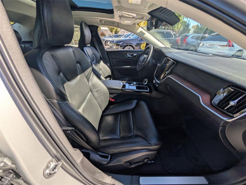 used 2023 Volvo S60 Recharge Plug-In Hybrid car, priced at $31,970