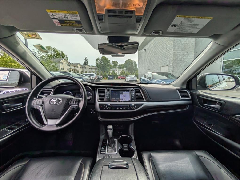 used 2019 Toyota Highlander car, priced at $24,888