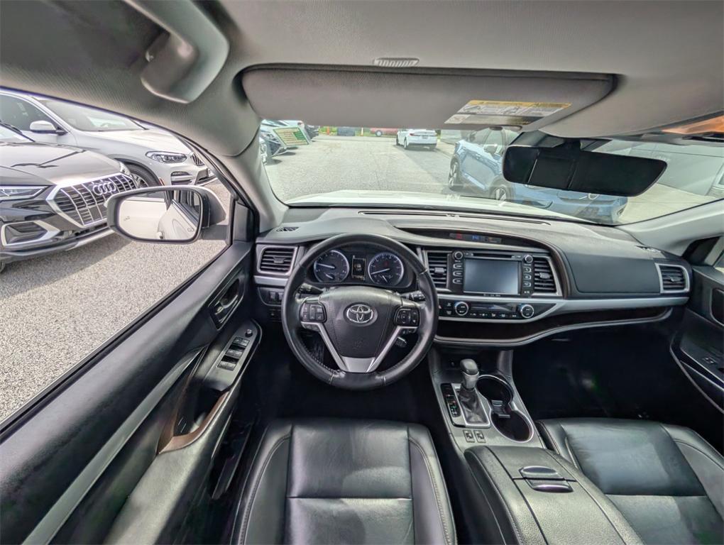 used 2019 Toyota Highlander car, priced at $24,888