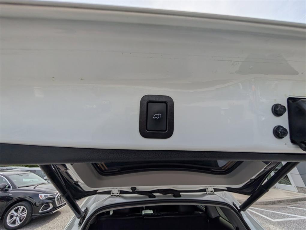 used 2019 Toyota Highlander car, priced at $24,888