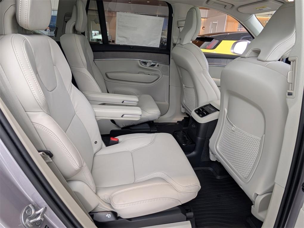 new 2026 Volvo XC90 Plug-In Hybrid car
