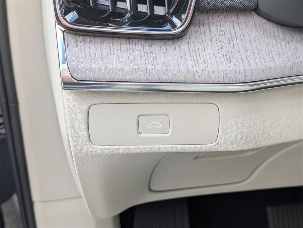 new 2026 Volvo XC90 car