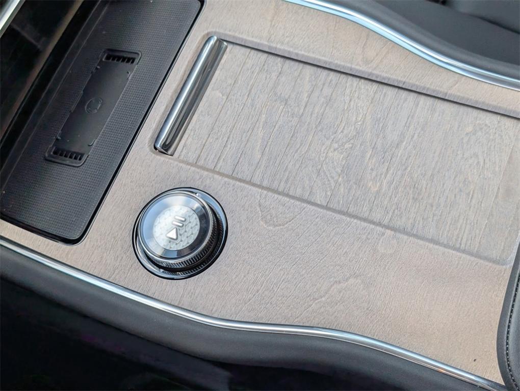 new 2025 Volvo EX90 car, priced at $88,840