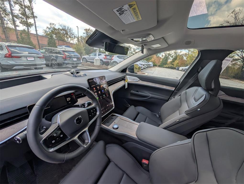 new 2025 Volvo EX90 car, priced at $88,840