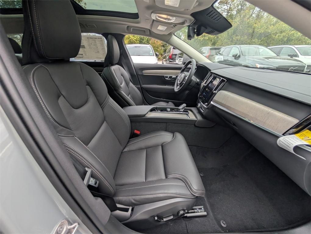 new 2025 Volvo V90 Cross Country car, priced at $57,565