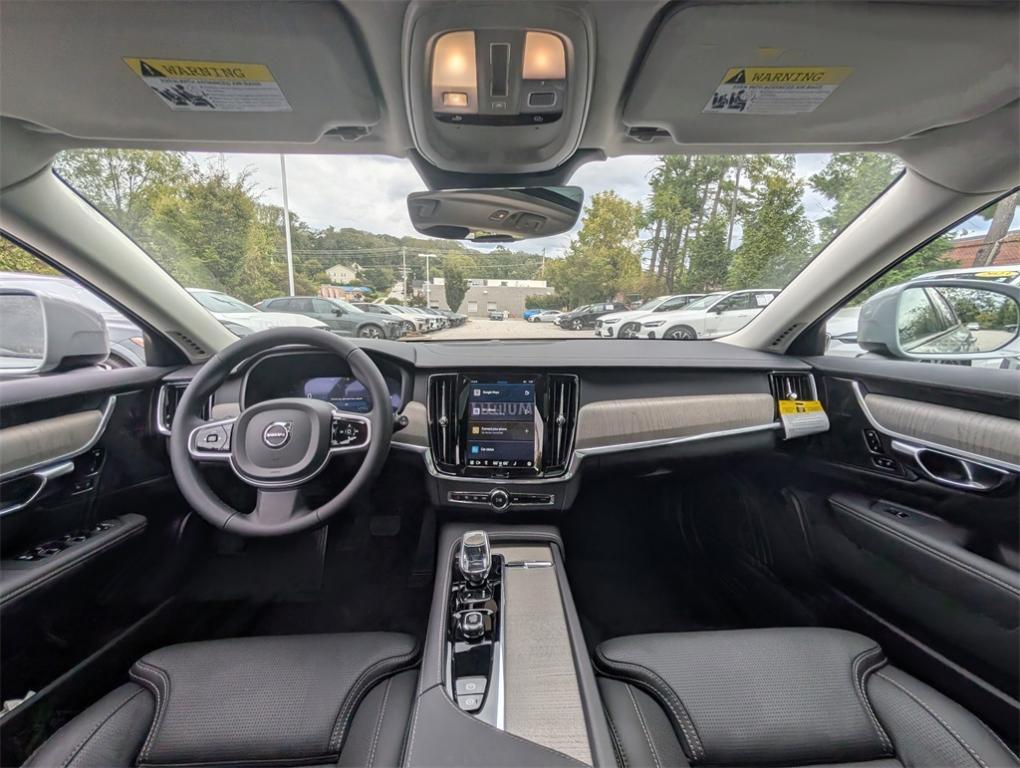 new 2025 Volvo V90 Cross Country car, priced at $57,565