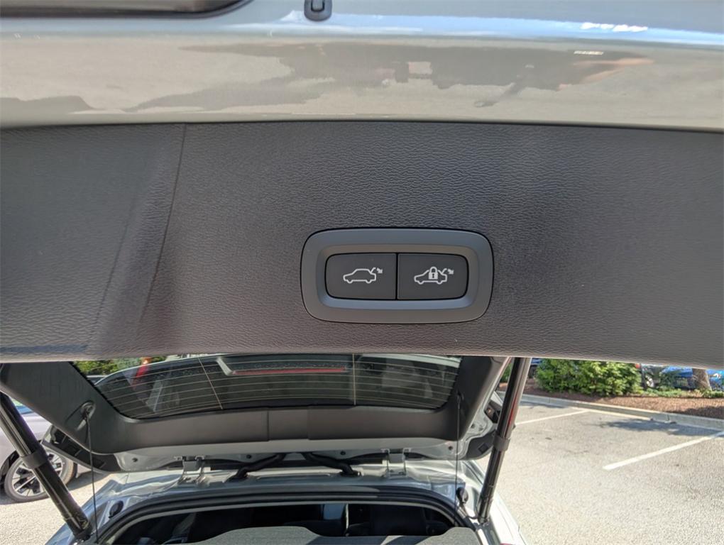 new 2026 Volvo XC40 car