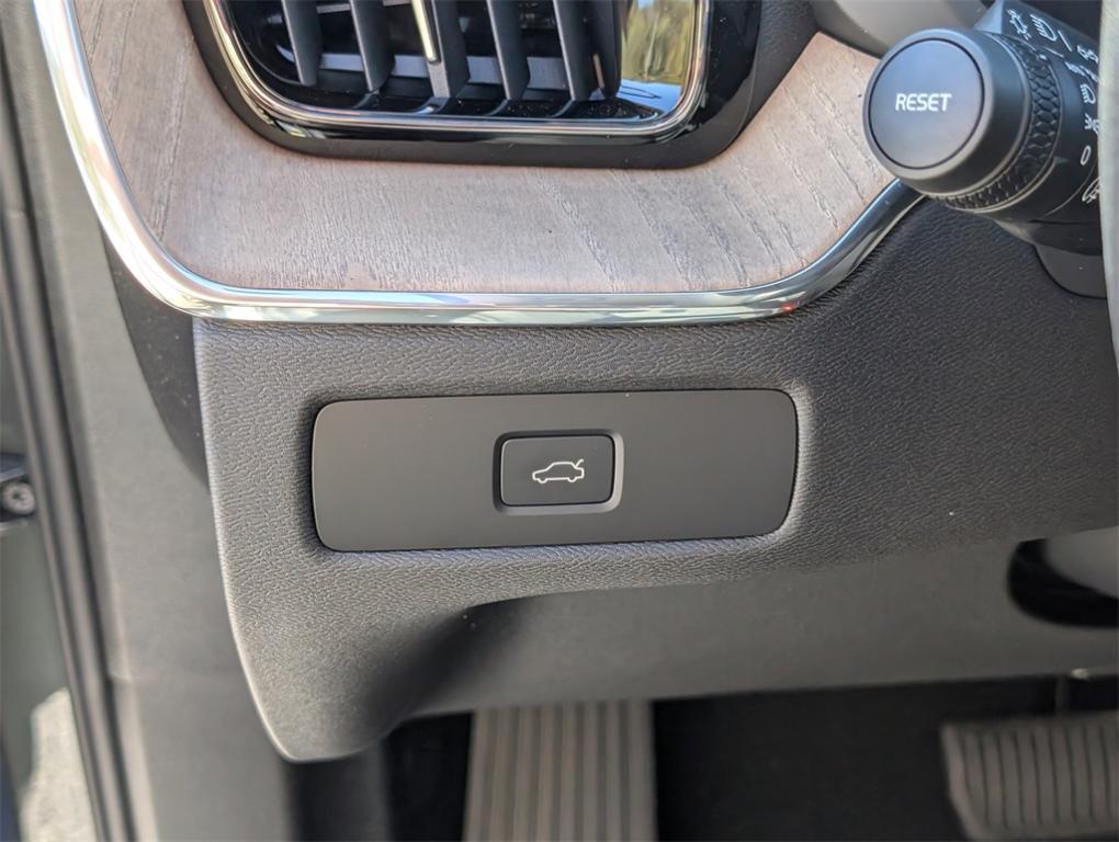 new 2026 Volvo XC60 car