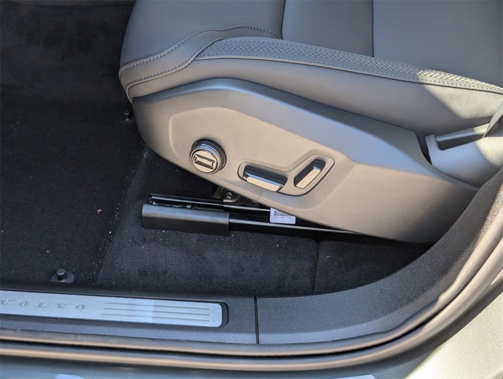 new 2026 Volvo XC60 car