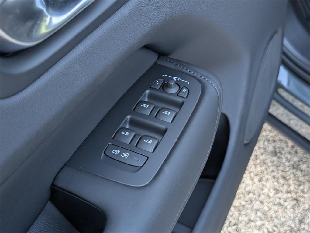 new 2026 Volvo XC60 car