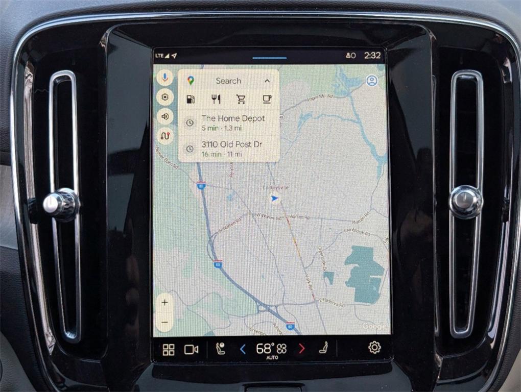 new 2025 Volvo XC40 car, priced at $47,315
