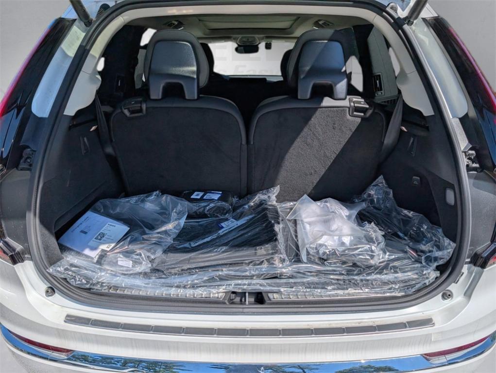 new 2025 Volvo XC90 Plug-In Hybrid car, priced at $75,765