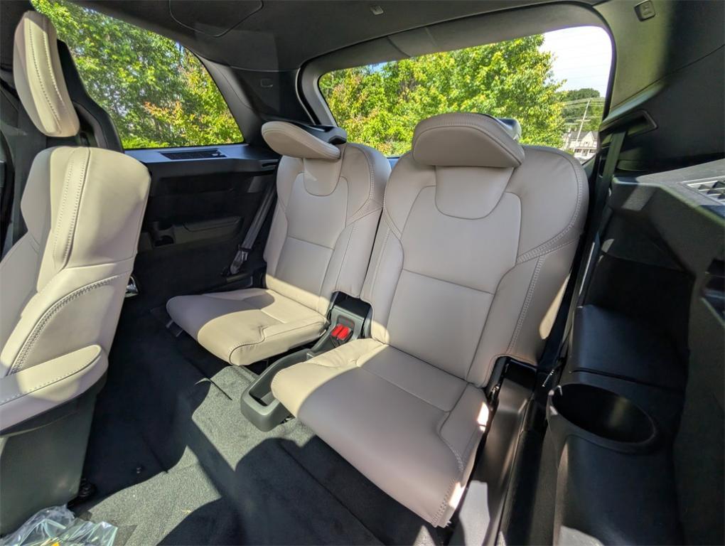 new 2025 Volvo XC90 car, priced at $74,145