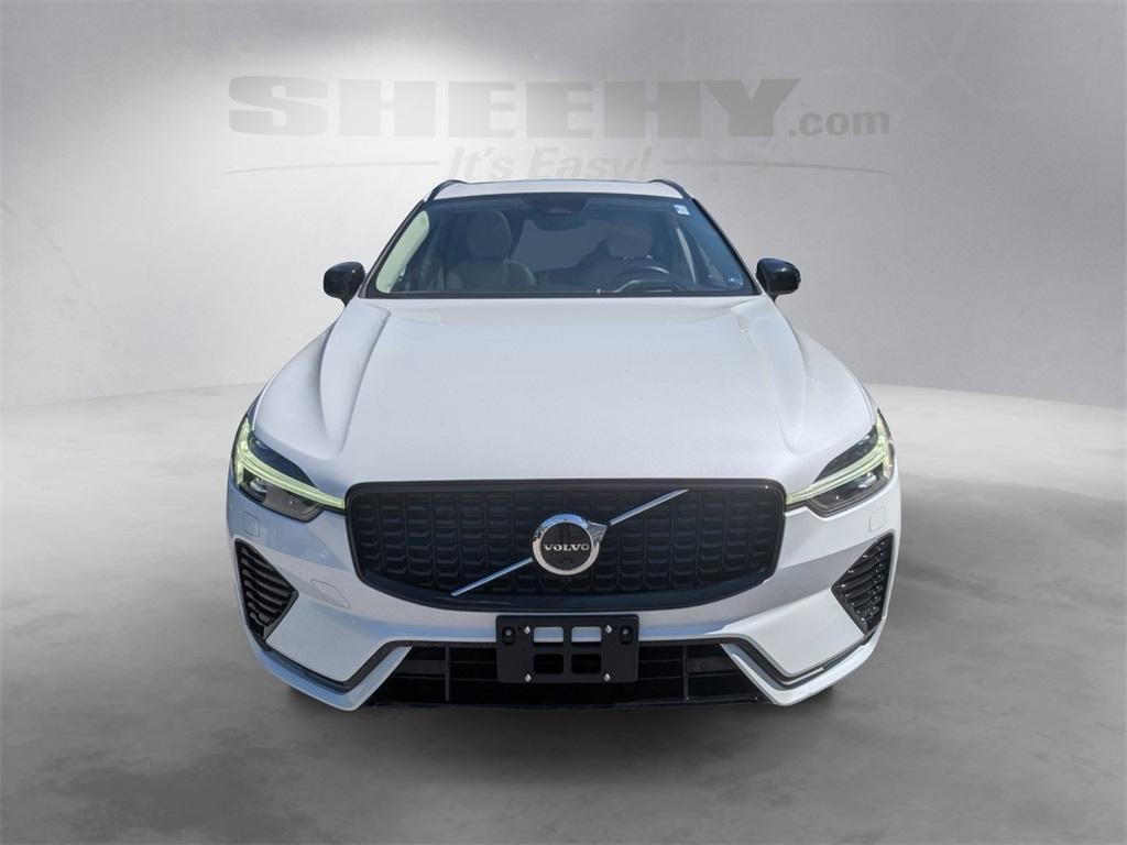 used 2023 Volvo XC60 car, priced at $36,970
