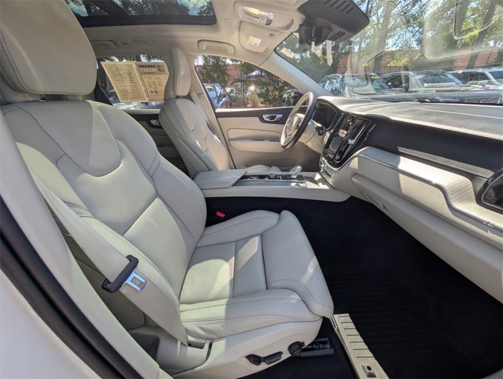 used 2023 Volvo XC60 car, priced at $36,970