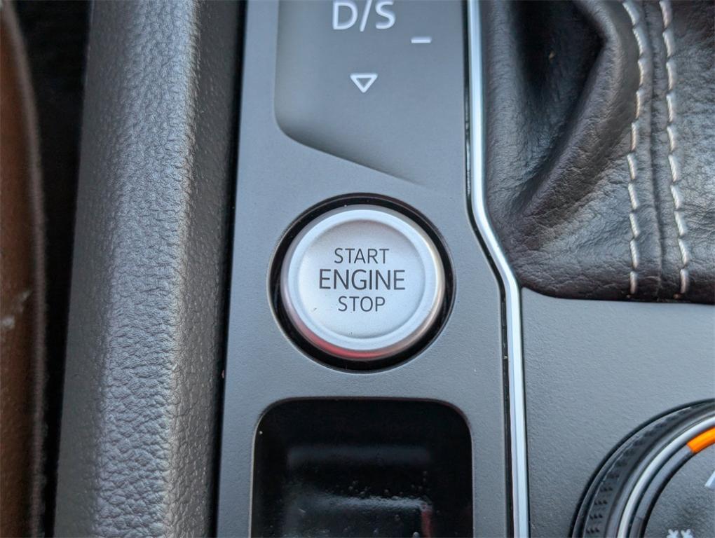 used 2021 Volkswagen Atlas car, priced at $23,970