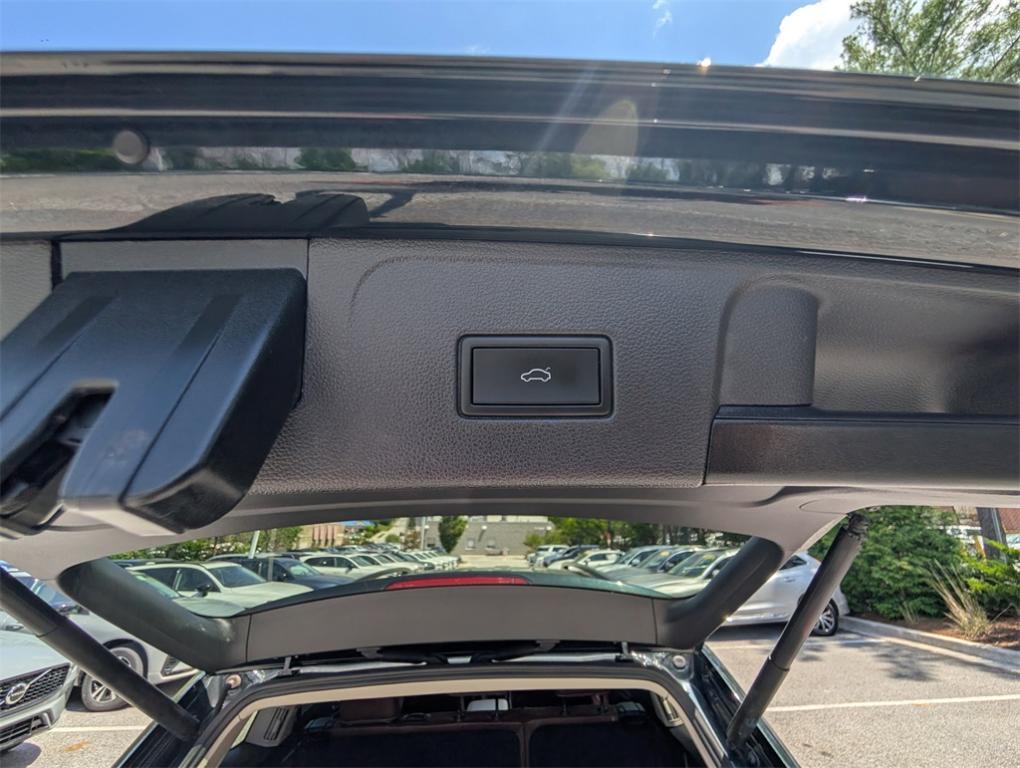 used 2021 Volkswagen Atlas car, priced at $23,970