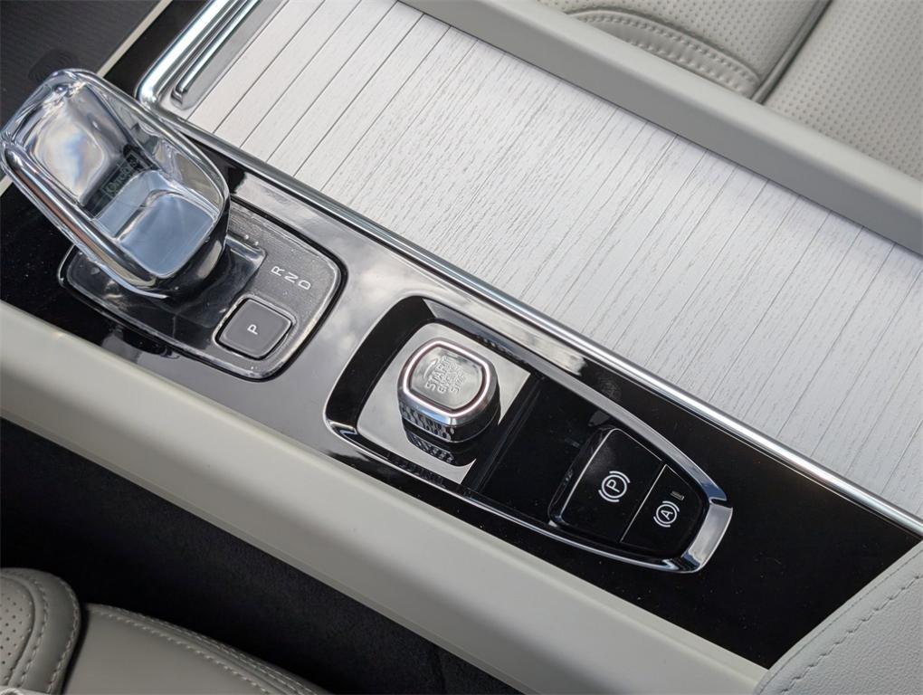 new 2026 Volvo XC60 car