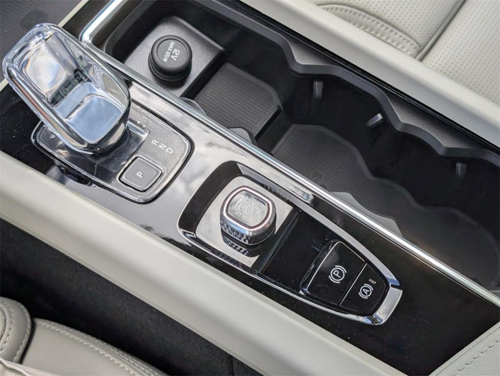 new 2026 Volvo XC60 car