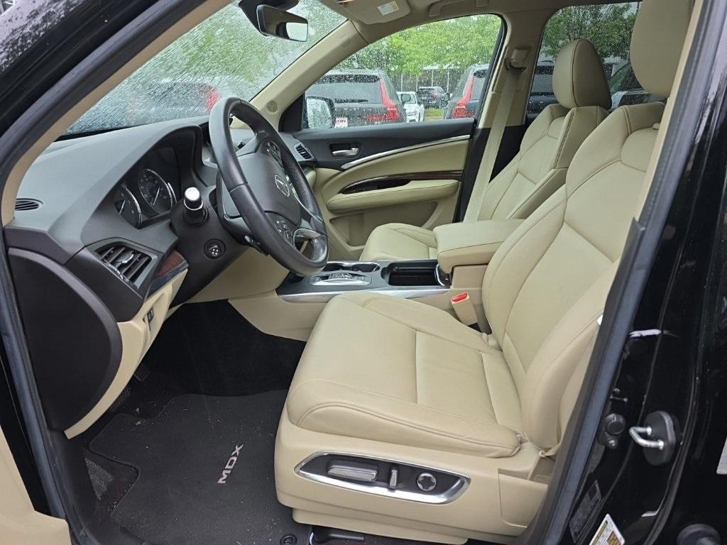 used 2020 Acura MDX car, priced at $31,370