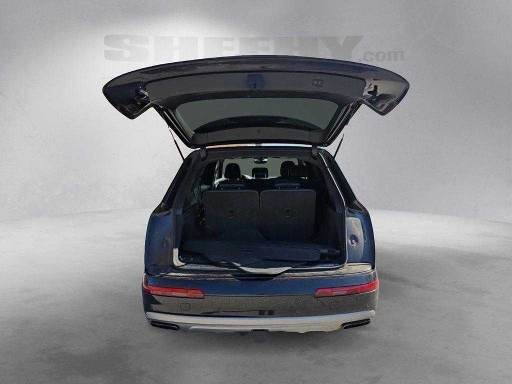 used 2018 Audi Q7 car, priced at $20,770