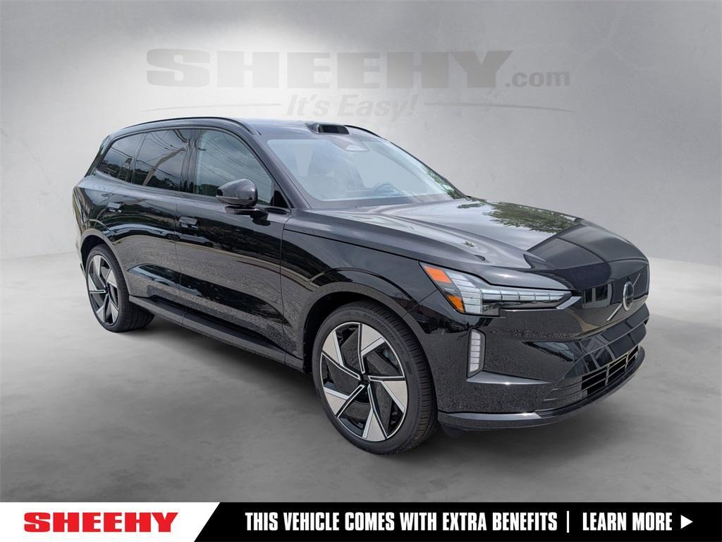 new 2025 Volvo EX90 car, priced at $81,640