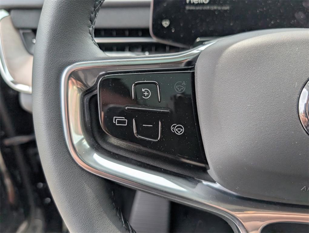 new 2025 Volvo EX90 car, priced at $81,640