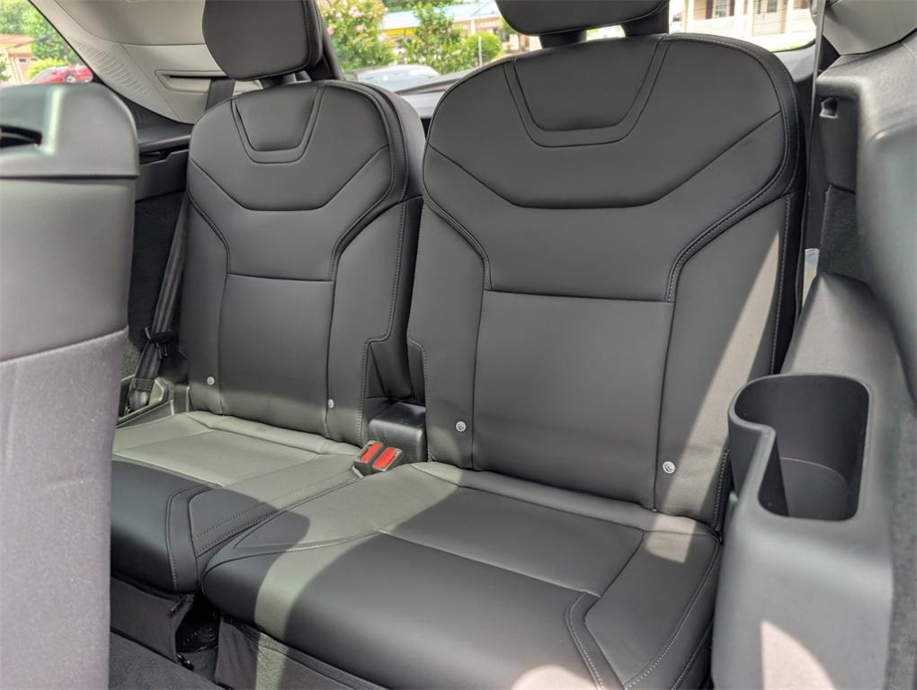 new 2025 Volvo EX90 car, priced at $81,640