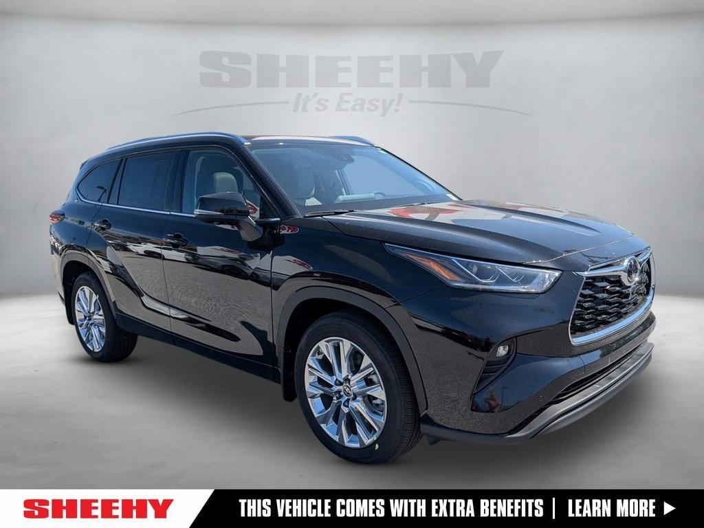 new 2025 Toyota Highlander car, priced at $51,703