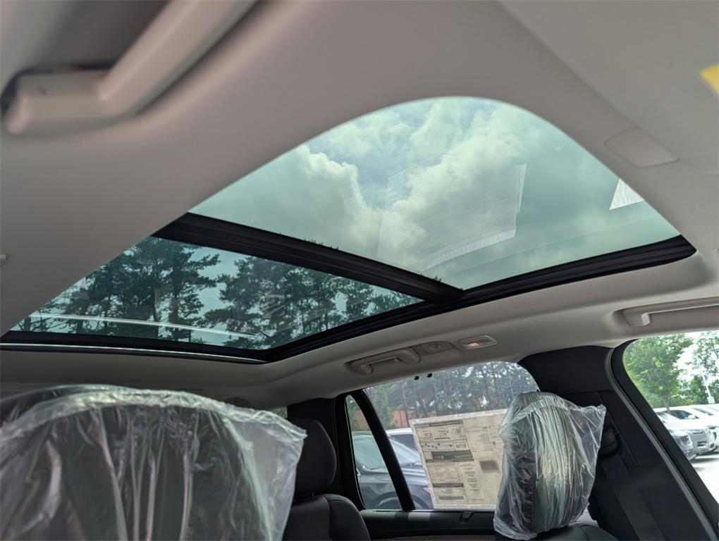 new 2025 Volvo XC90 Plug-In Hybrid car, priced at $76,405