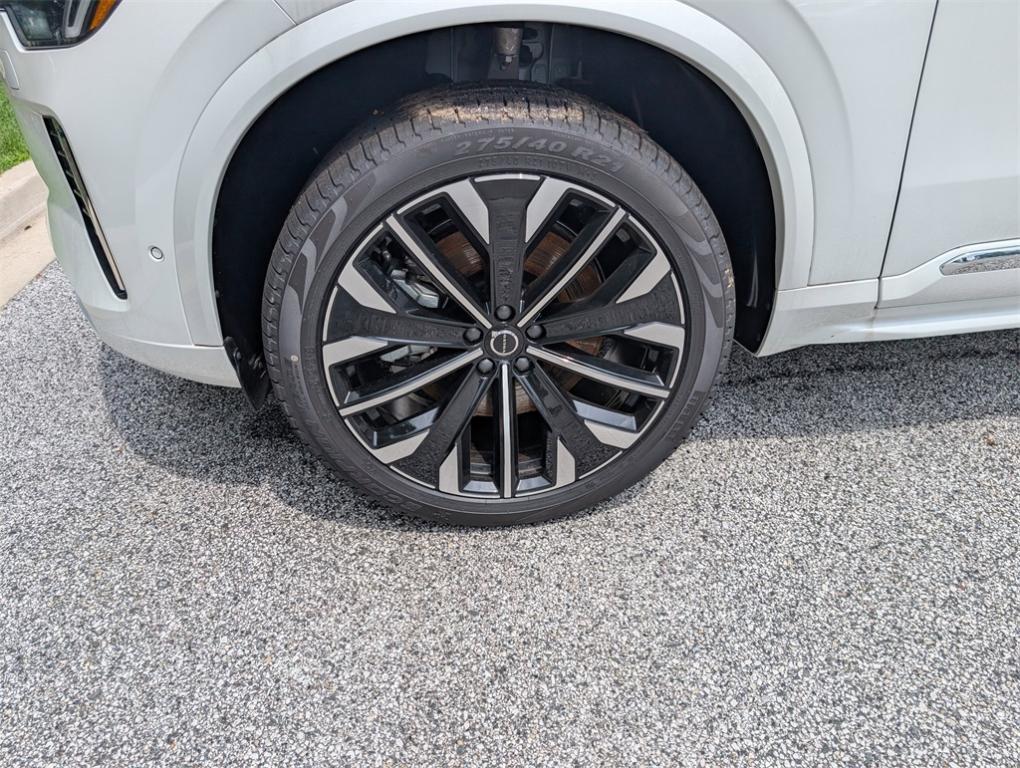 new 2025 Volvo XC90 Plug-In Hybrid car, priced at $76,405