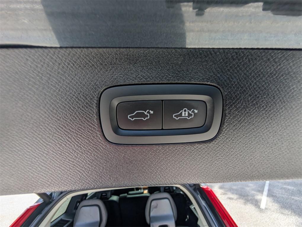 used 2022 Volvo XC90 car, priced at $40,970