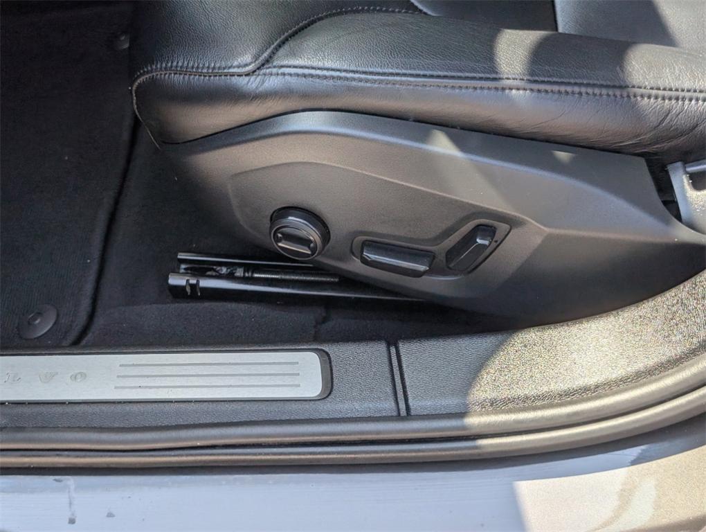 used 2024 Volvo S60 car, priced at $32,970