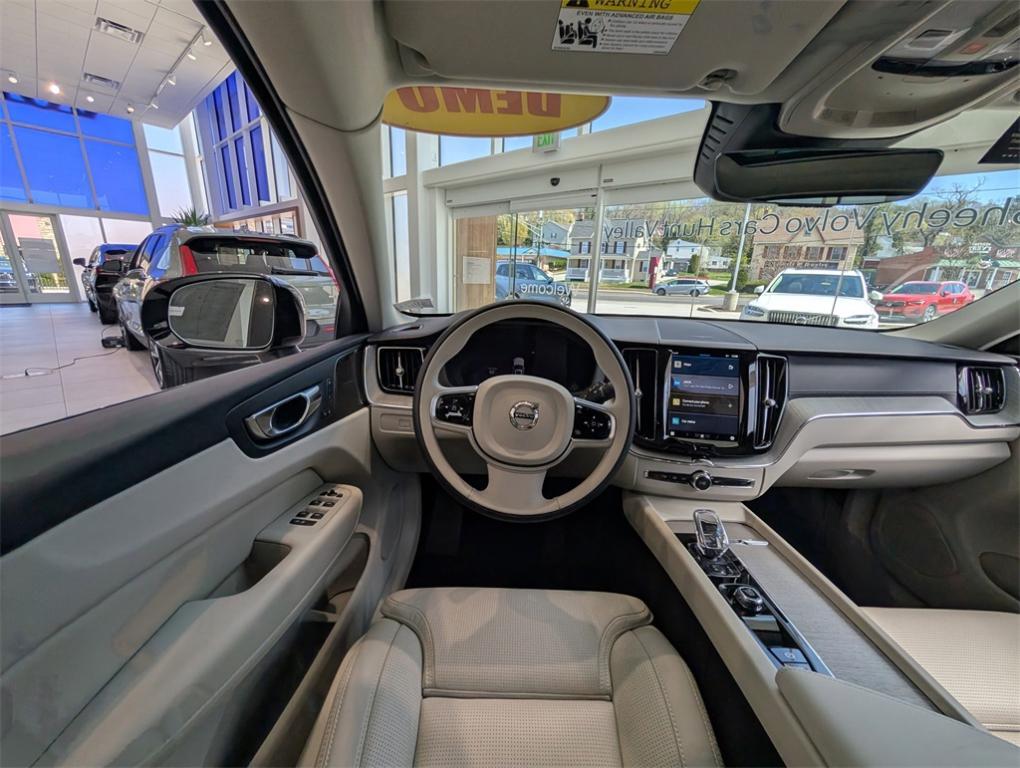 new 2025 Volvo XC60 car, priced at $59,045