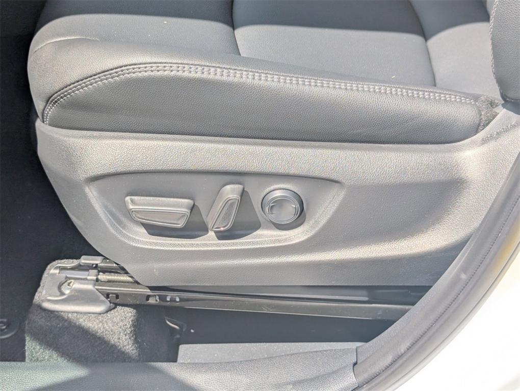 new 2025 Toyota Corolla Cross car, priced at $34,853