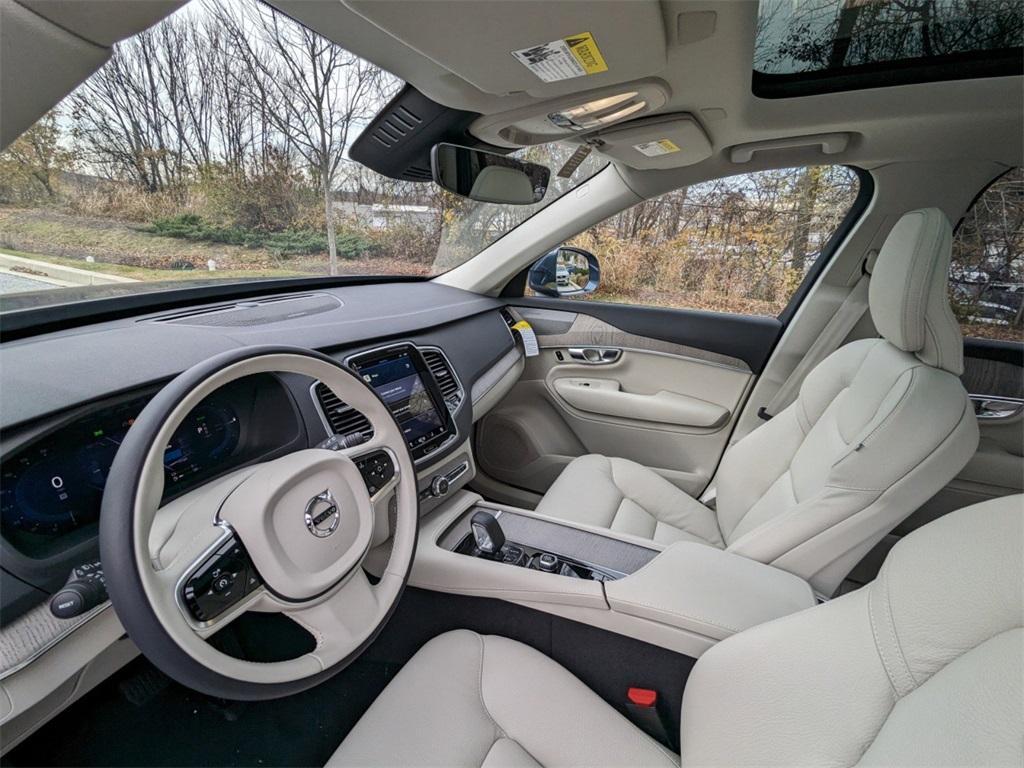 new 2025 Volvo XC90 Plug-In Hybrid car, priced at $74,395