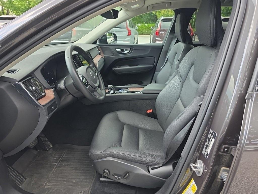 used 2023 Volvo XC60 car, priced at $35,970
