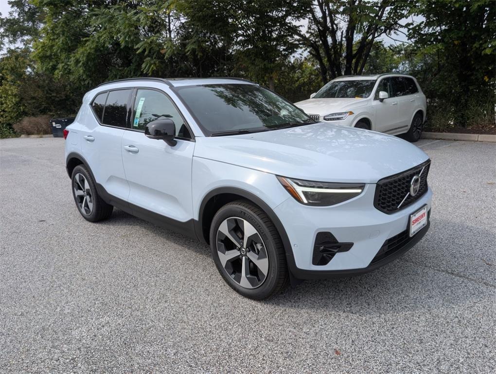 new 2026 Volvo XC40 car