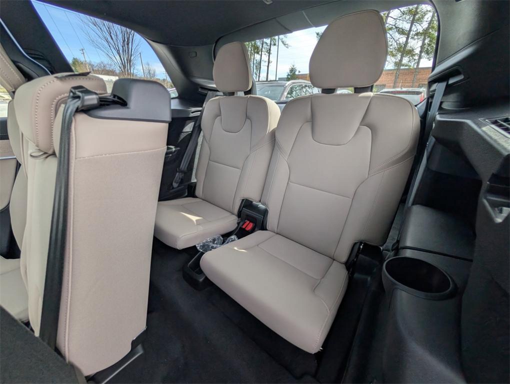 new 2025 Volvo XC90 car, priced at $63,895