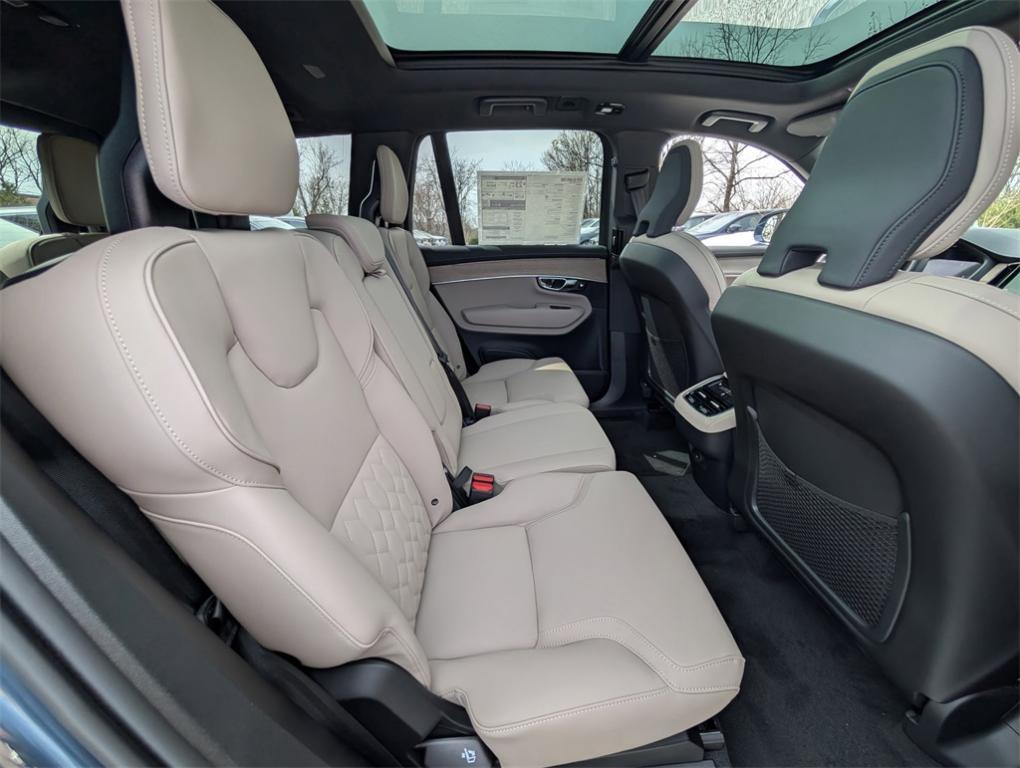 new 2025 Volvo XC90 car, priced at $63,895
