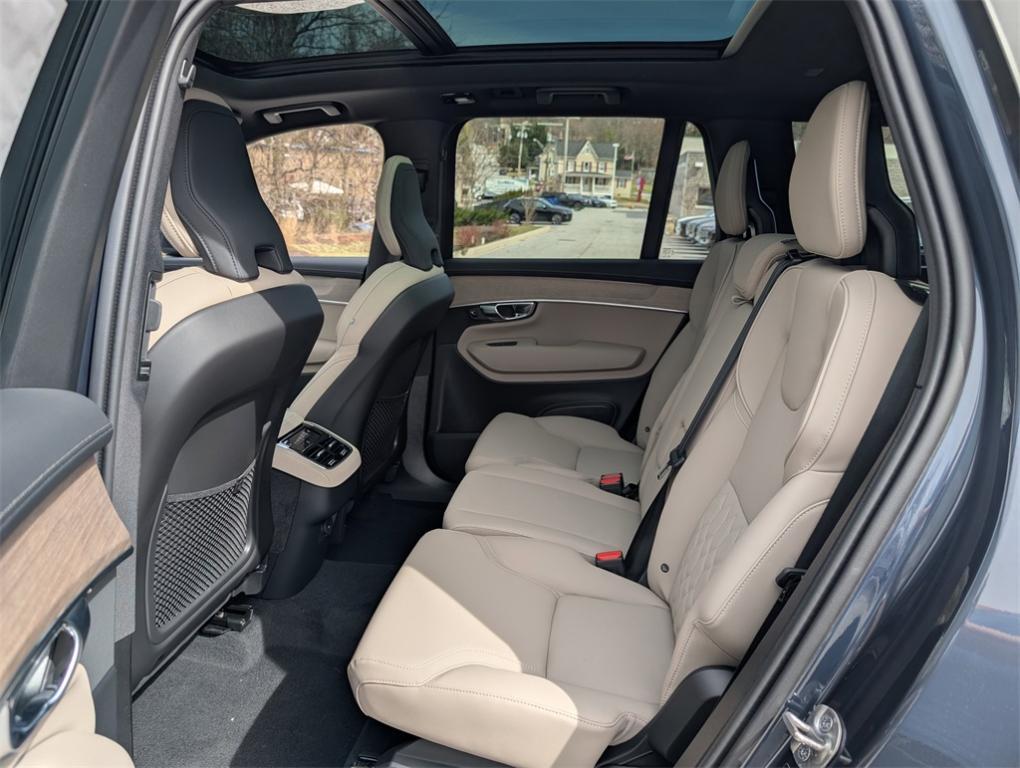 new 2025 Volvo XC90 car, priced at $63,895