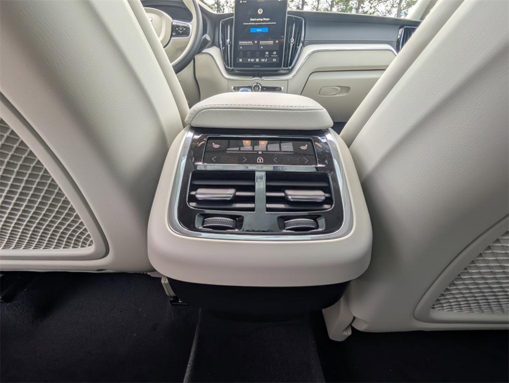 new 2026 Volvo XC60 car