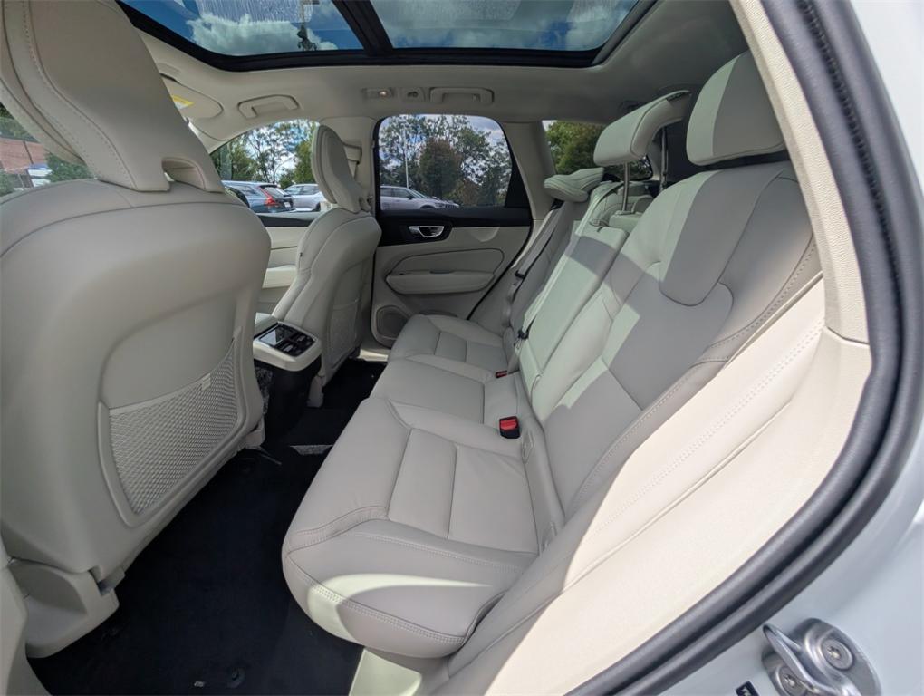 new 2026 Volvo XC60 car