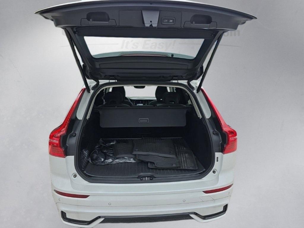 used 2024 Volvo XC60 Recharge Plug-In Hybrid car, priced at $48,470