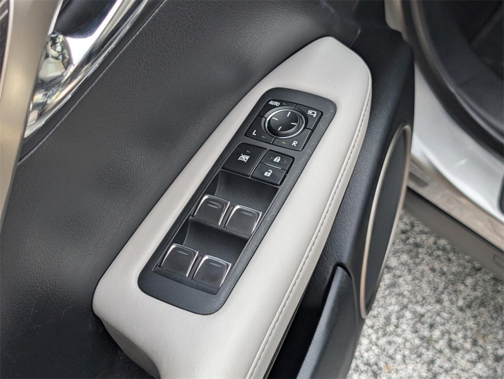 used 2021 Lexus RX 450hL car, priced at $39,999