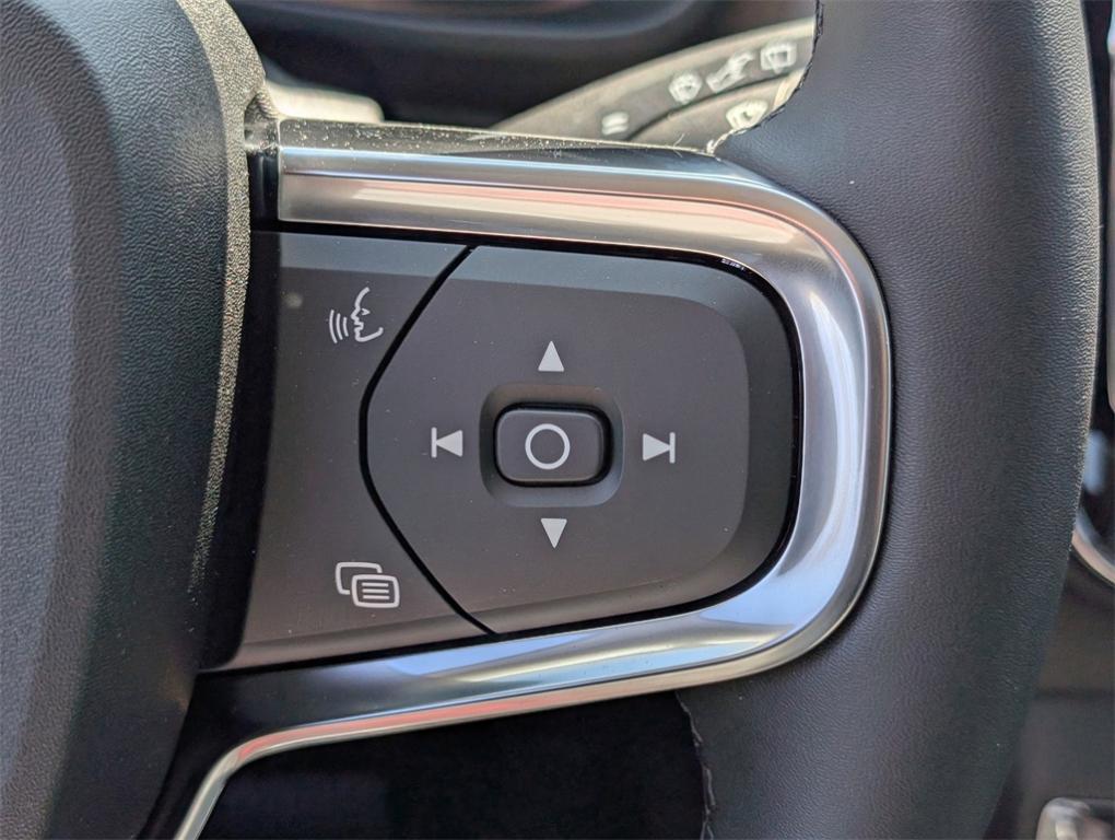 new 2025 Volvo XC40 car, priced at $48,335