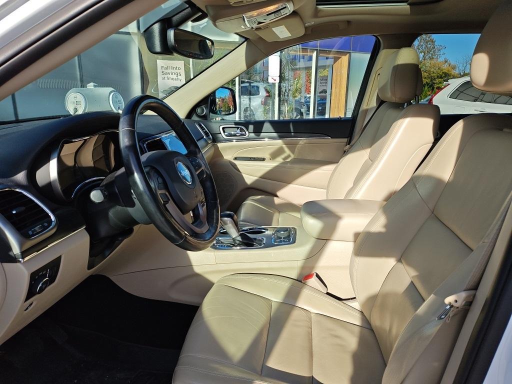 used 2020 Jeep Grand Cherokee car, priced at $22,970