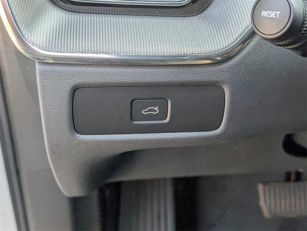 new 2026 Volvo XC60 car