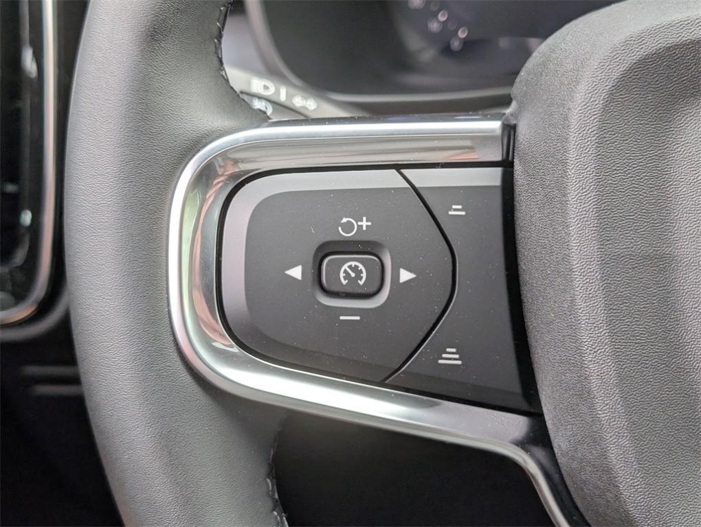 new 2026 Volvo XC40 car