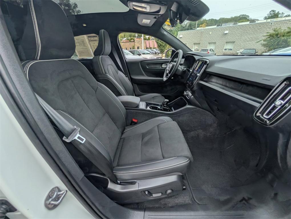 used 2023 Volvo C40 Recharge Pure Electric car, priced at $27,770